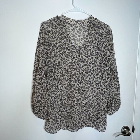 Pleione Womens Floral Blouse V-Neck 3/4 Sleeve Lightweight Top Size S - Picture 6 of 9